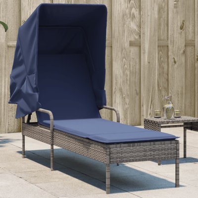Chaise longue Latitude Run® avec auvent en rotin de polyester noir