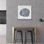 «Speckle 2» par Emma Scarvey, art mural en verre acrylique