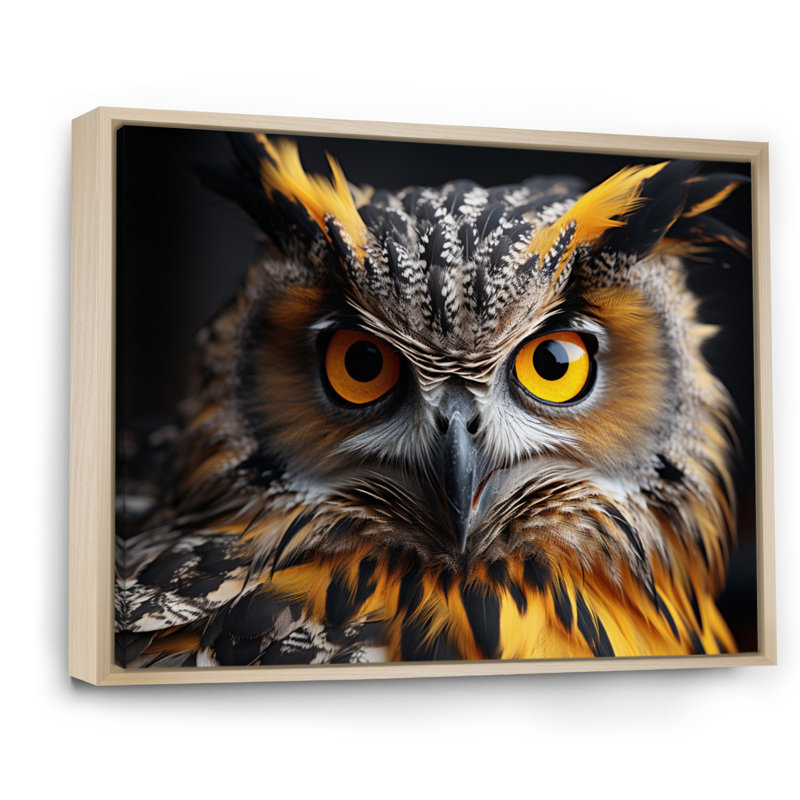 «Yellow Owl Wise Portrait I», reproduction sur toile, H 30 po x l 40 po x P 1,5 po, Cadre naturel flottant