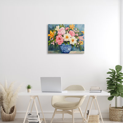 Vase indigo chinois sur toile, design par Petal Prints Design