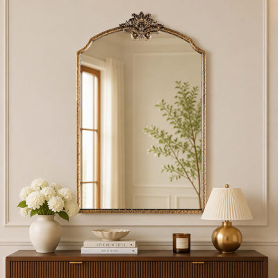 Baroque‑Style Gold Arched Wall‑Mounted Decor Mirror, Ornate Carved Vintage Accent Mirror for Entryway Living Room Bedroom Bathroom