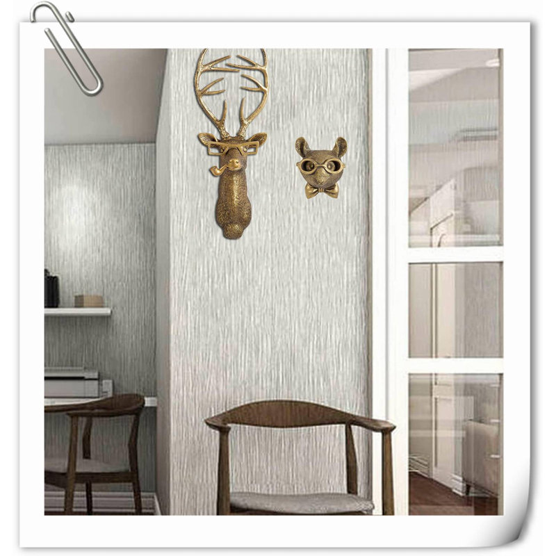 Wall Decor on Resin