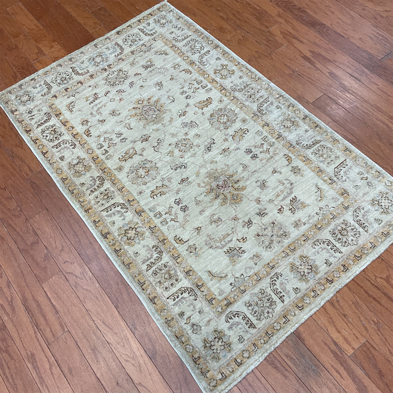  Handmade Oushak Wool Rug