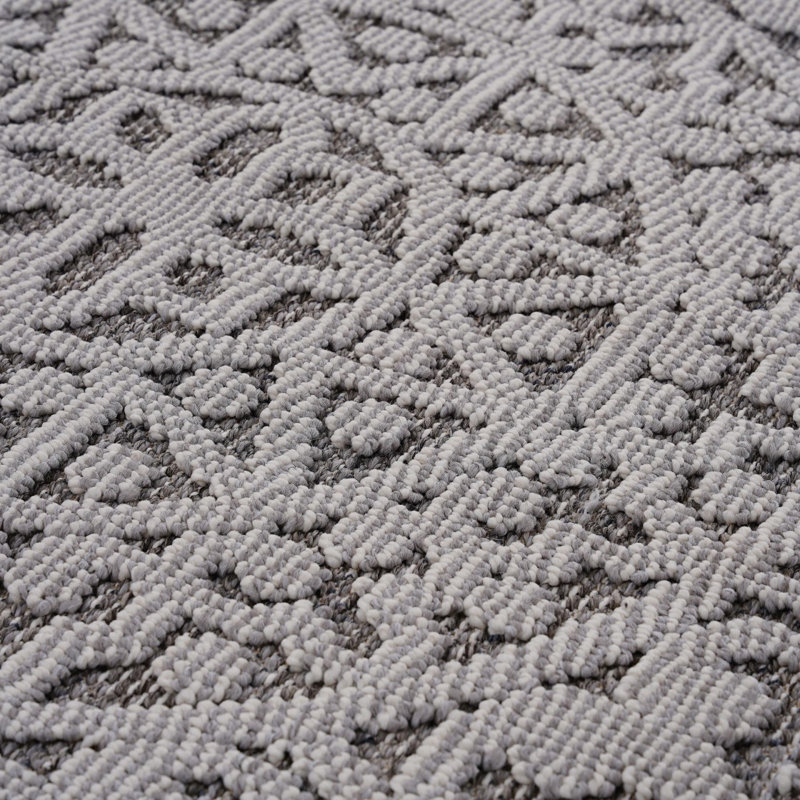 NAAR Guros Collection 8X10 Gray / White / Medallion Indoor / Outdoor Area Rug, Rectangle 7'9" x 10'