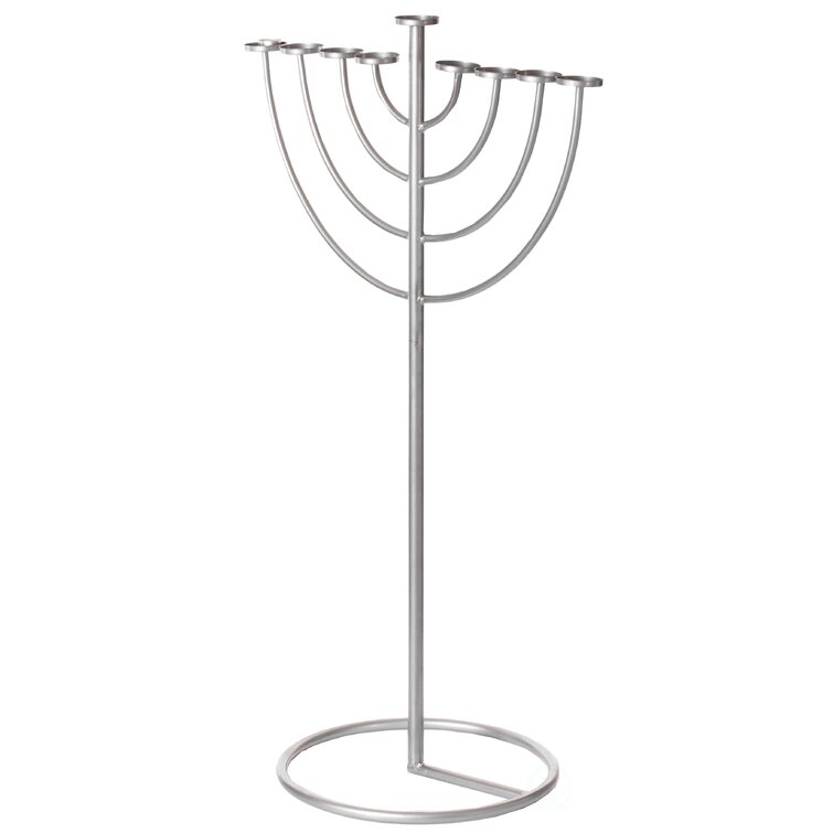 https://assets.wfcdn.com/im/29086709/resize-h755-w755%5Ecompr-r85/1581/158197964/Aluminum+Menorah.jpg