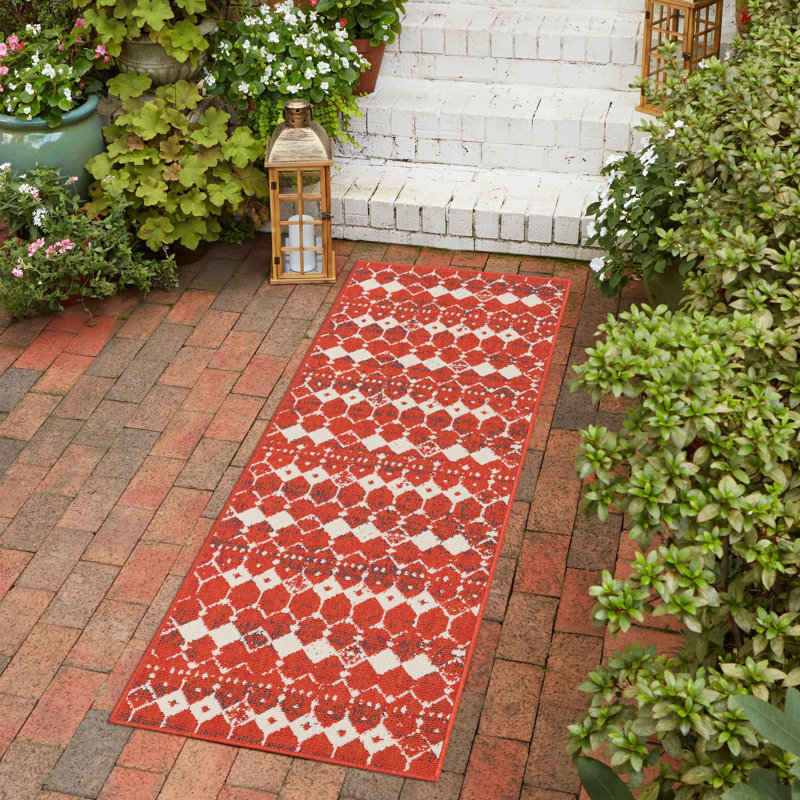 Enzor Geometric Indoor / Outdoor Rug, Runner 2' x 8'