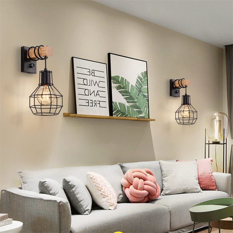 Benjamine Armed Sconce