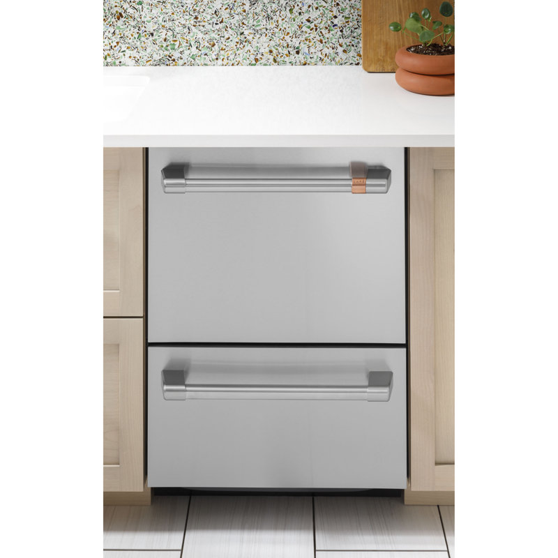 24" 49 dBA Built-In Digital Control Dishwasher, Matte Black