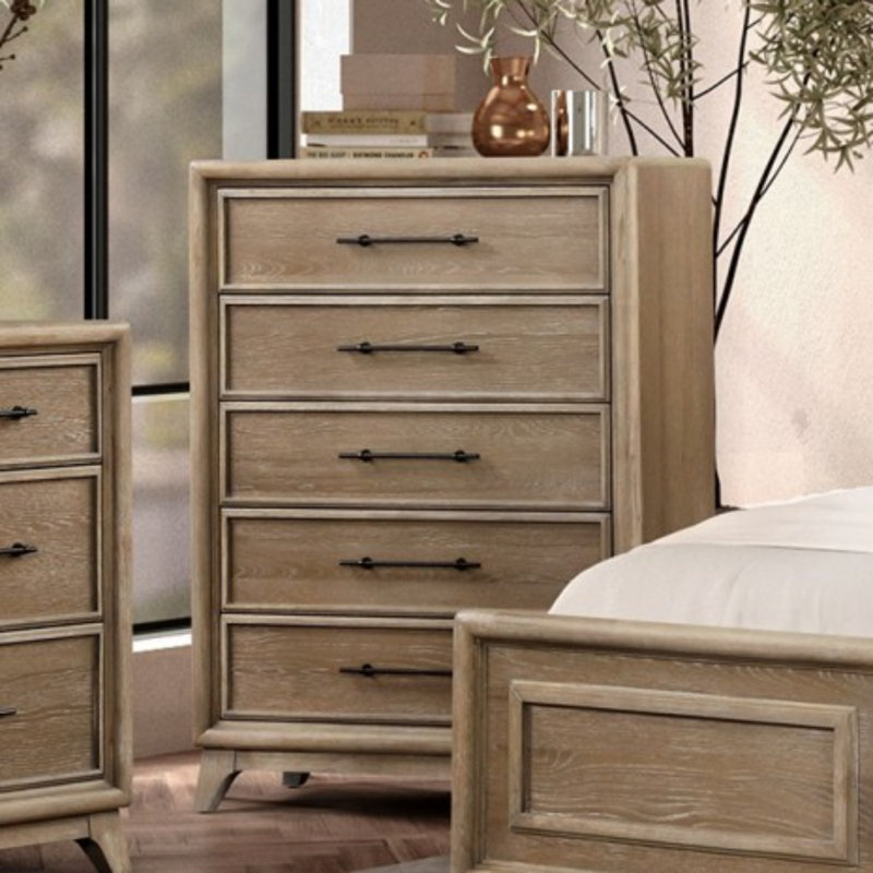 Commode 5 tiroirs en bois de cèdre transitionnel avec pieds en bois d'hévéa massif