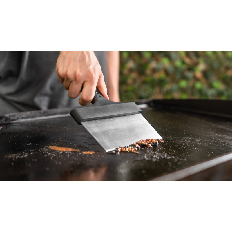 Blackstone 6'" Scraper with Plastic Handle