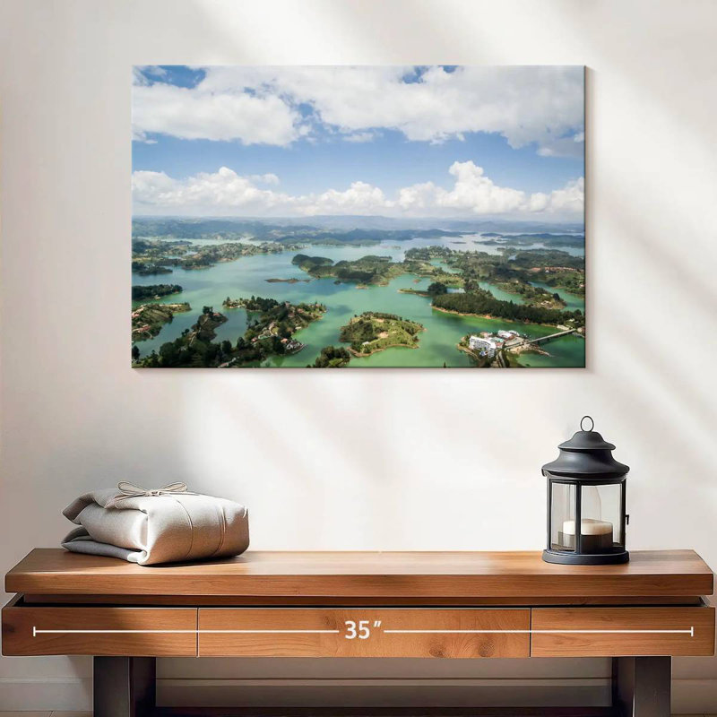 Guatape Lakes, H 16 po x l 24 po