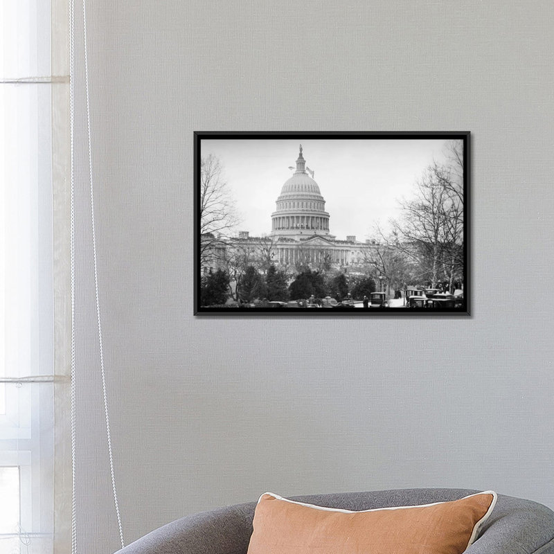 1910 à 1920, Capitol Building Washington, D.C., H 18 po x l 26 po x P 1,5 po, Toile avec cadre noir, Pas de tapis