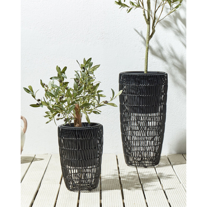 Betthel Handmade Pot Planter, Black