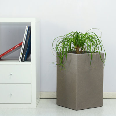 Gricell Planter Box
