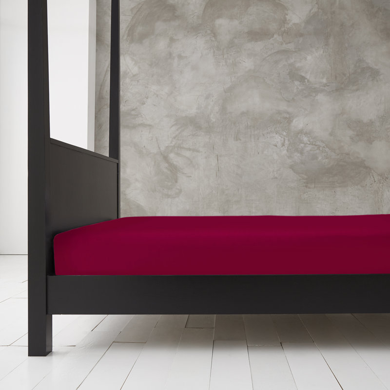 Diamond Fitted Sheet, Red, 4Ft Double