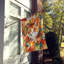 Chat en feuilles d'automne-112700501