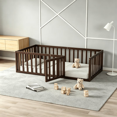 Lit sur pied Montessori avec rails et porte