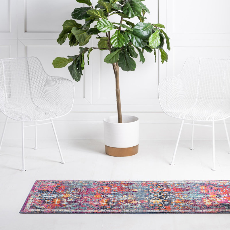 Floral Indoor Rug, Runner 2'7" x 9'10"