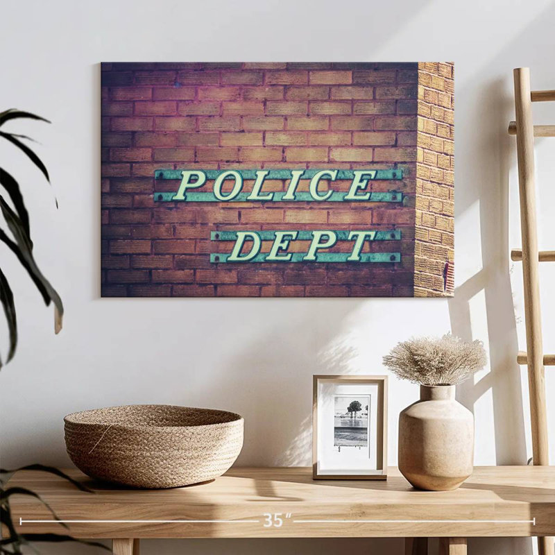 Enseigne du service de police d'Alcaraz