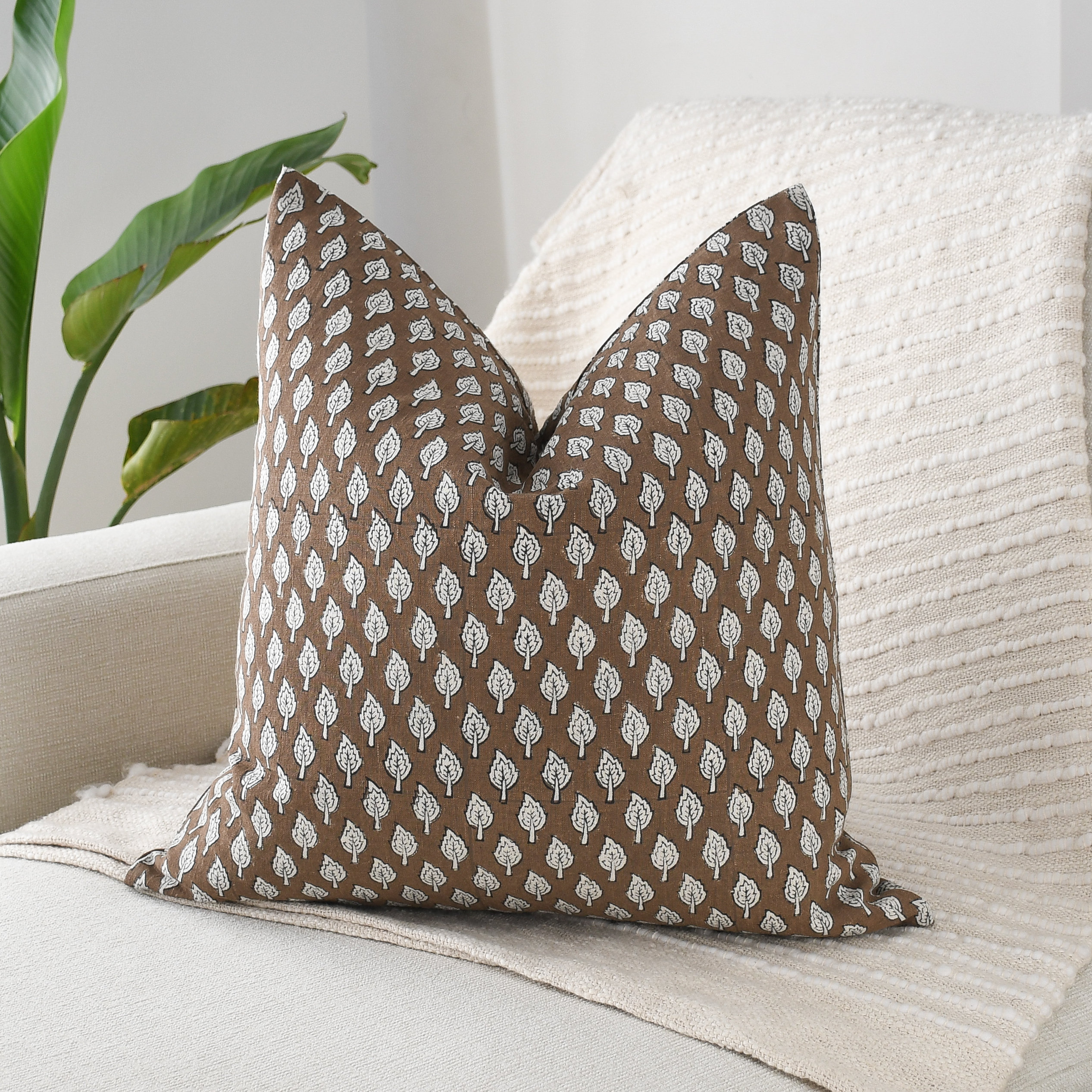 UrbanTroos Brown Leaf Block Print | Wayfair