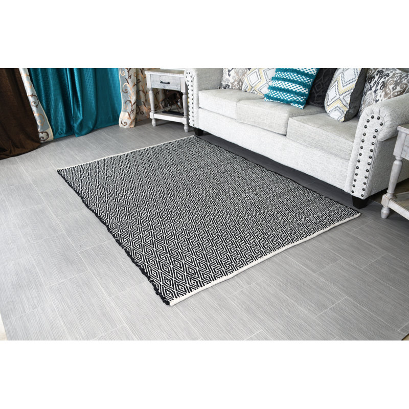 Arnar Argyle Indoor Rug, Rectangle 5' x 7'