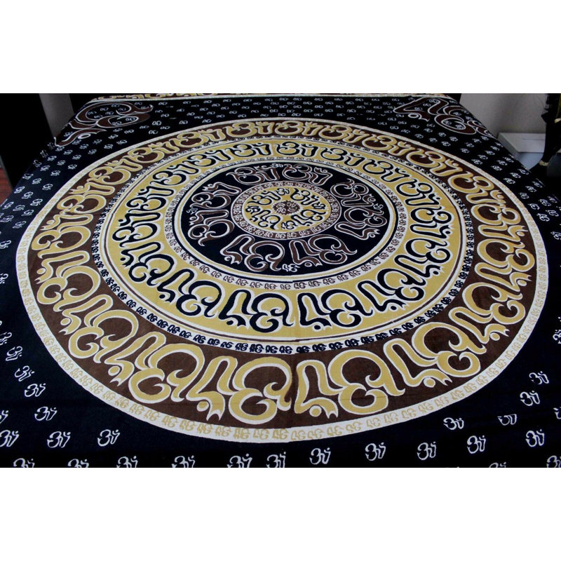 Tapisserie en coton Mandala Om, Brun, H 88 po x l 106 po