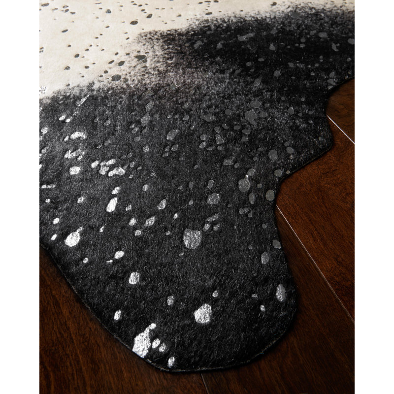 Duran Performance Cowhide Animal Print Indoor Rug, Rectangle 5' X 6'6"