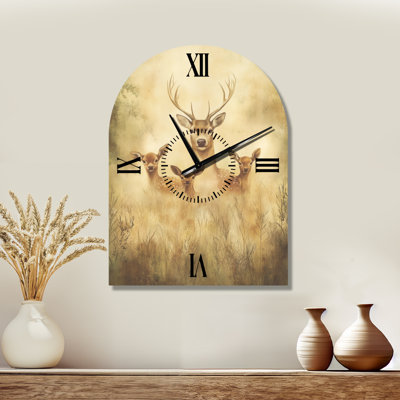 Famille de cerfs au Canada - Horloge murale en métal Lodge Arch, imprimée sur métal