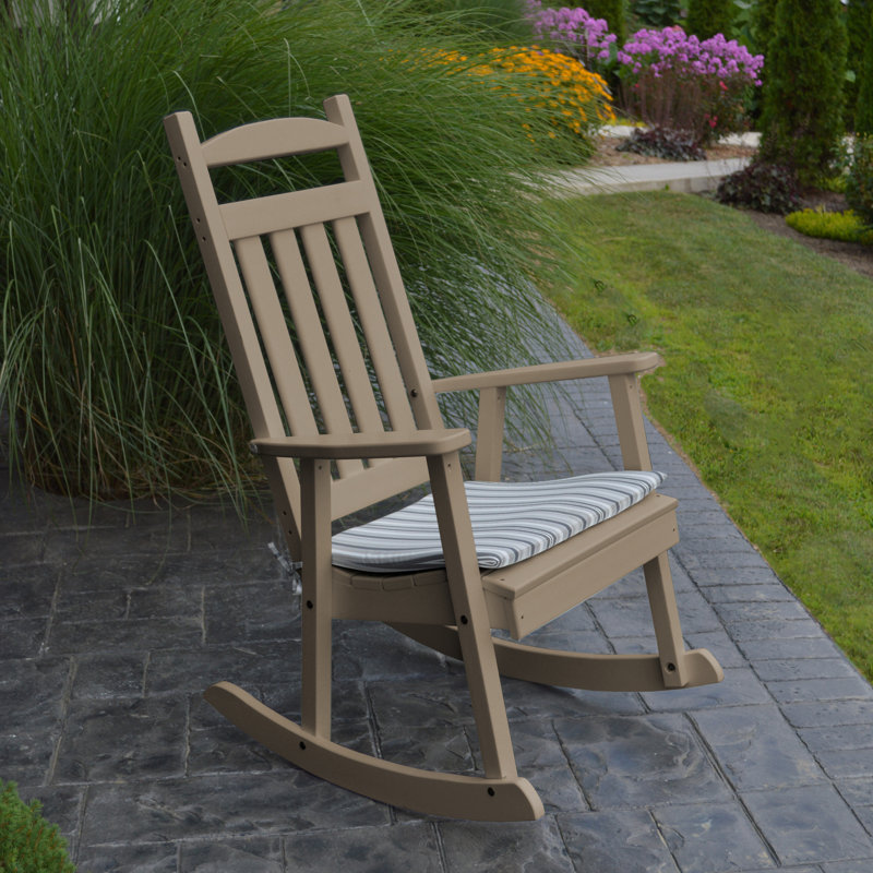 Chaise berçante de porche classique Aaliayh, Bois patiné