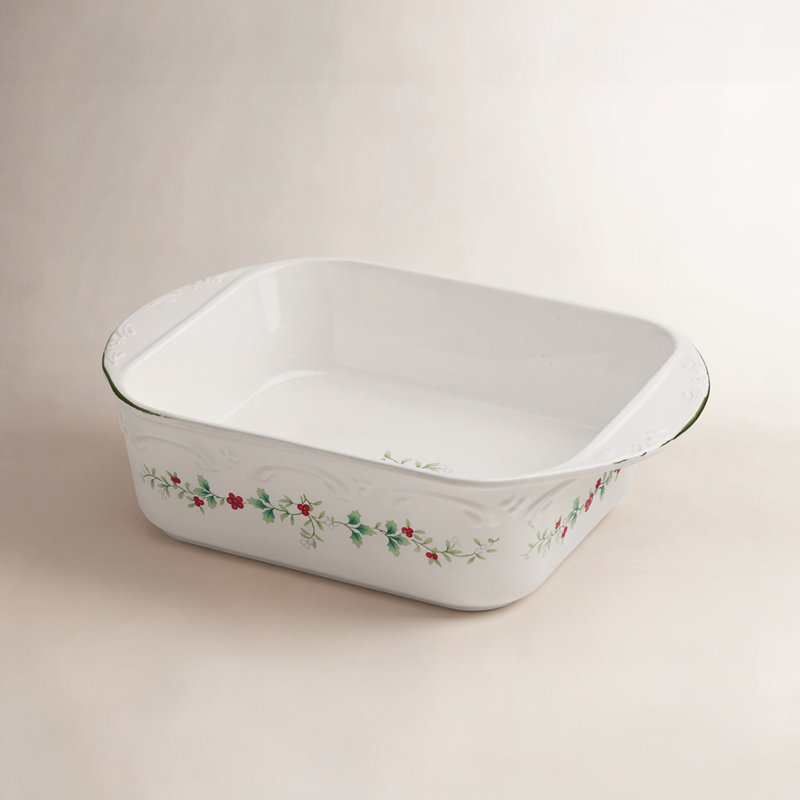 Pfaltzgraff Winterberry 9 in. Square Baker
