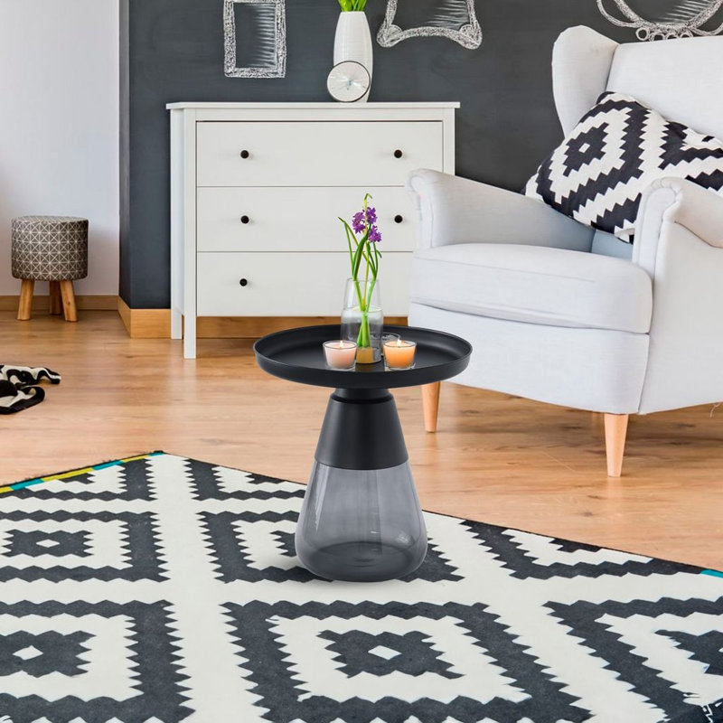 Table gigogne de 19 po en verre gris fumé avec plateau en fer noir mat, Noir, H 20 po x l 19 po x L 19 po, Noir