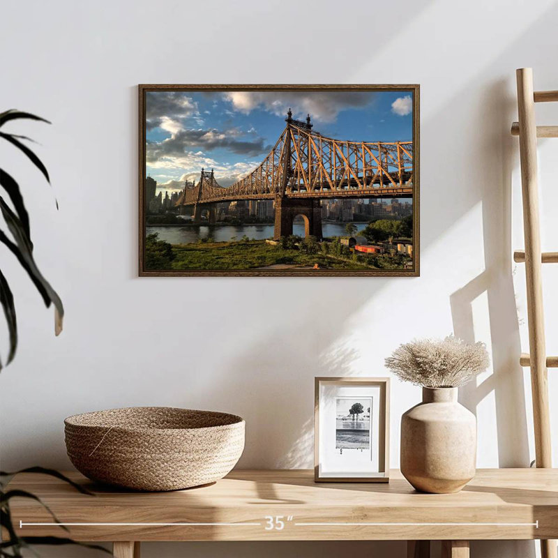 Pont de Queensboro, New York, 19 po x 13 po, Cadre flottant en noyer