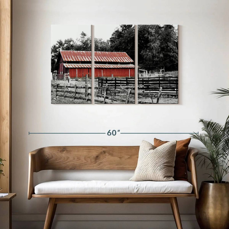 Lilie BW Rustic Barn, 28" H x 45" W