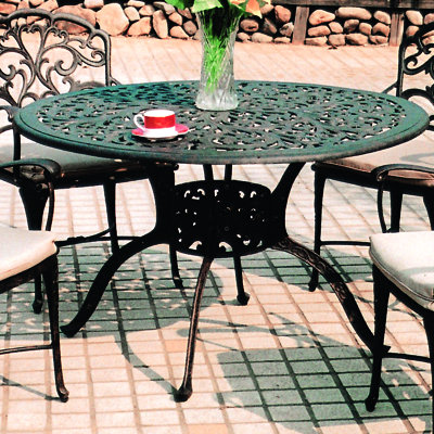Cartee 48'' Round Dining Table