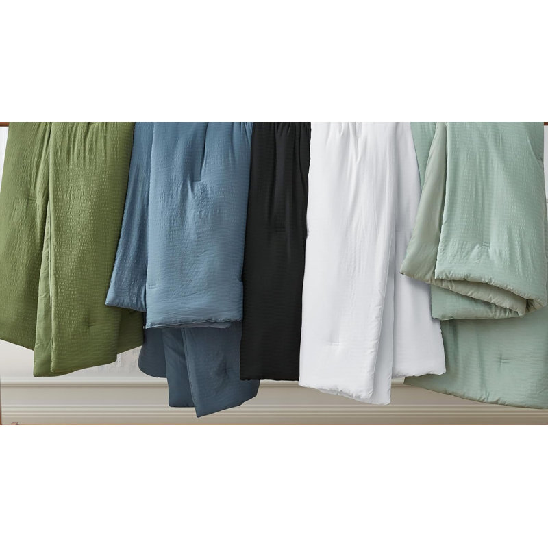 Calvin Polyester Jacquard Comforter, King Comforter + 2 King Shams, Olive Green