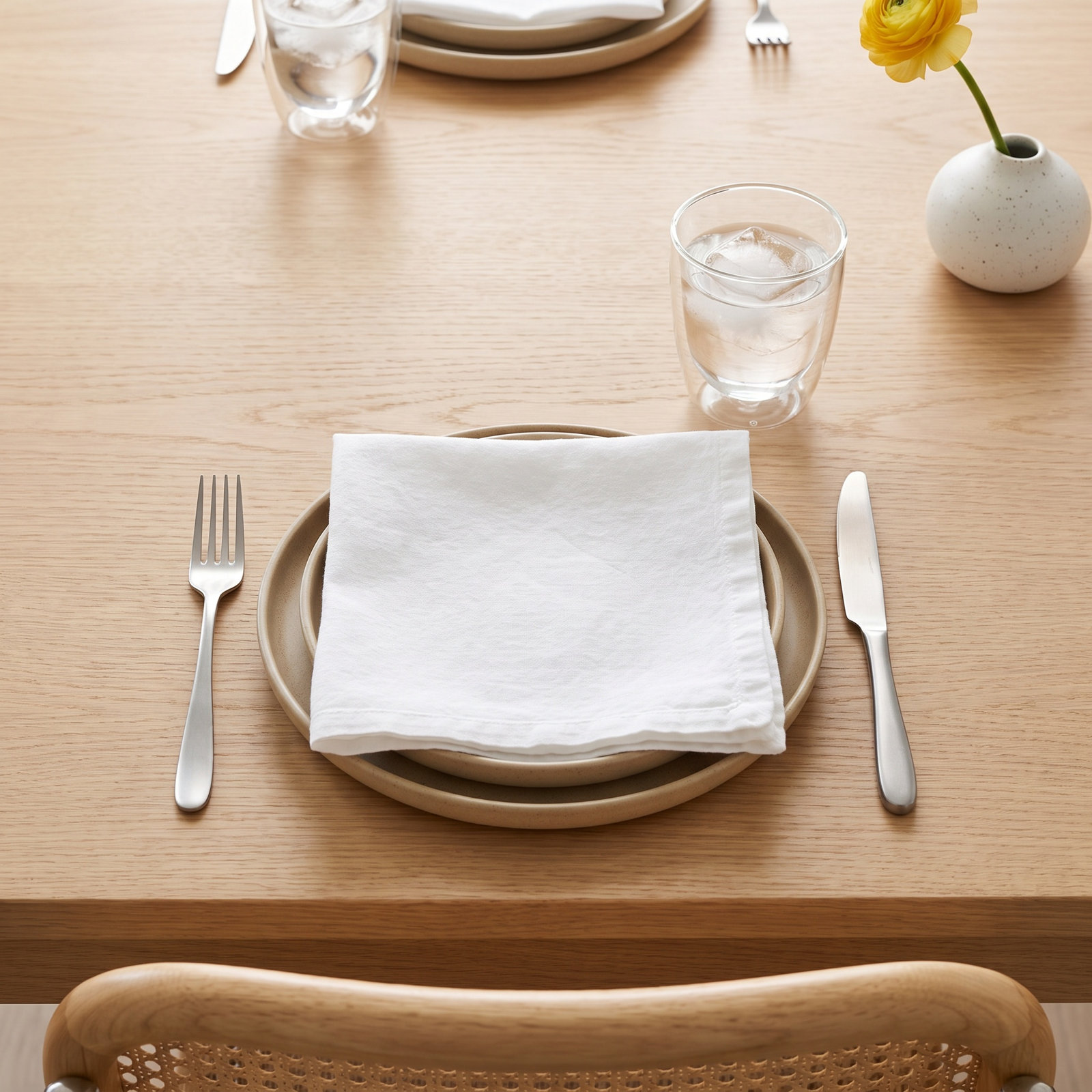 Maria Reversible Linen Placemat, Chalk White