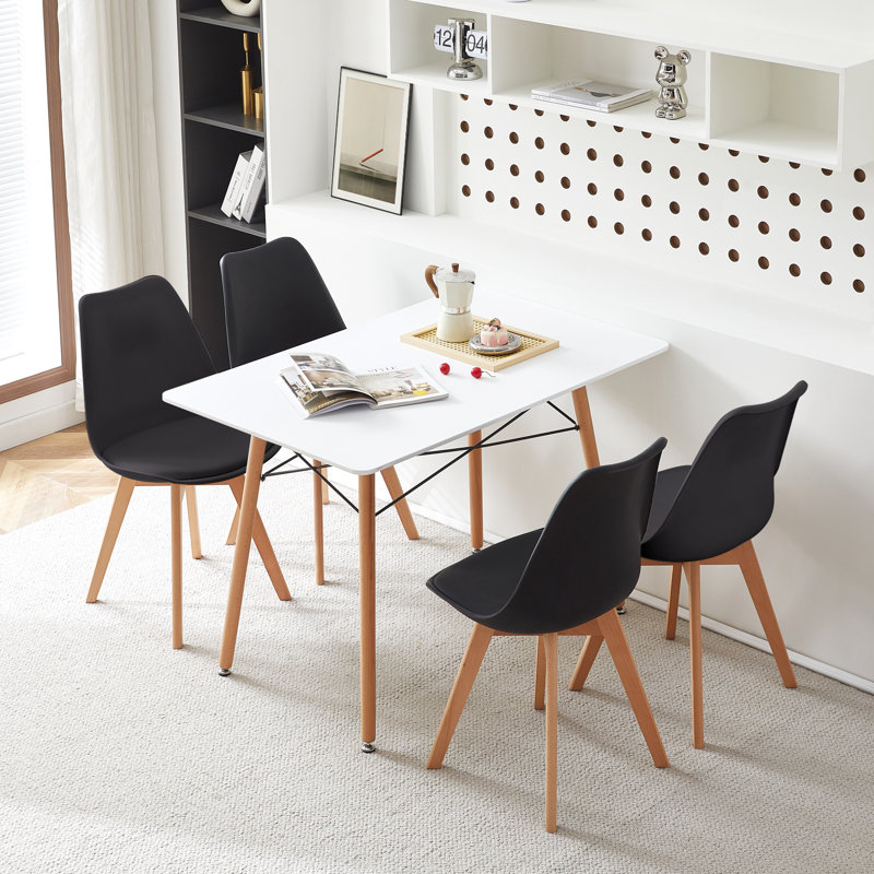 Ensemble repas pour 4 personnes Ilaha, Noir