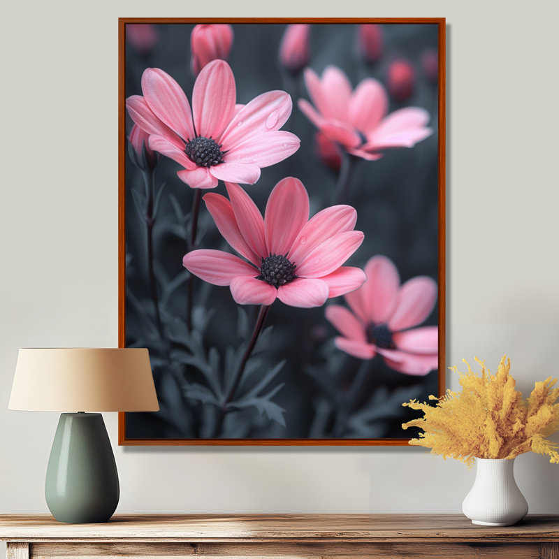 Monochromes roses et noires, photo I - marguerites, art mural, H 24 po x l 32 po, Cadre flottant brun