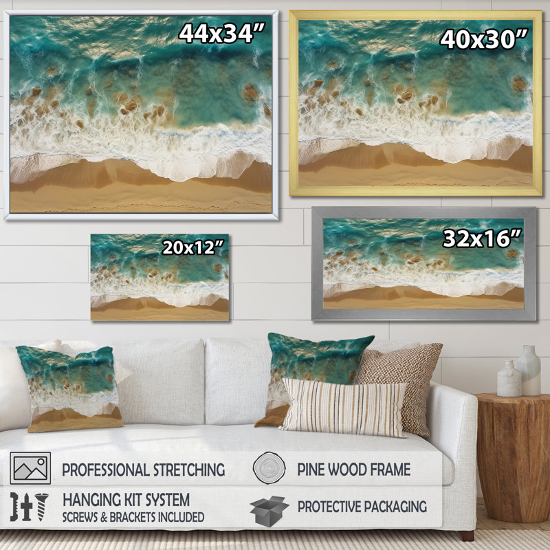 Vue aérienne des vagues tranquilles 1 - plage, art mural, Cadre d'angle fermé noir, H 12 po x l 20 po x P 1 po