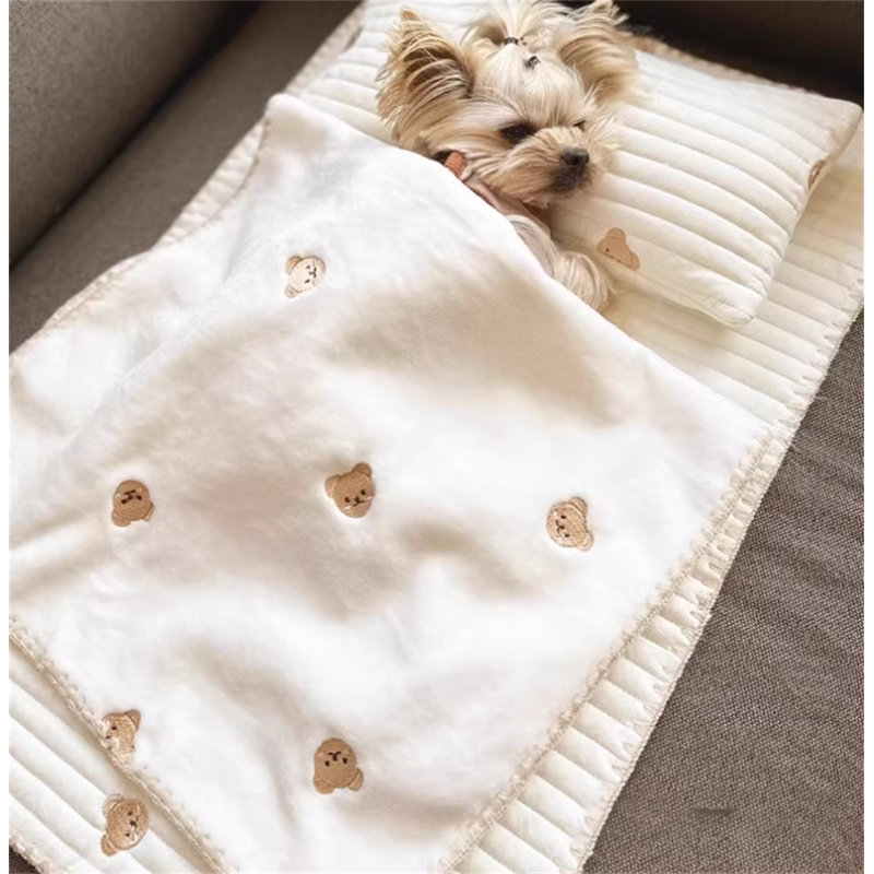 Dog Blankets, 17.71" W x 27.55" L