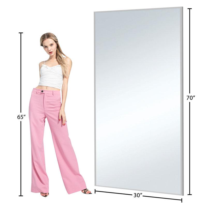 Très grand miroir encadré, 71 po x 32 po, Argent