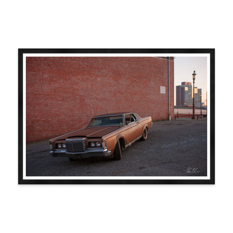 Lincoln Town Car, Noir, H 35,5 po x l 54,75 po x P 1,5 po