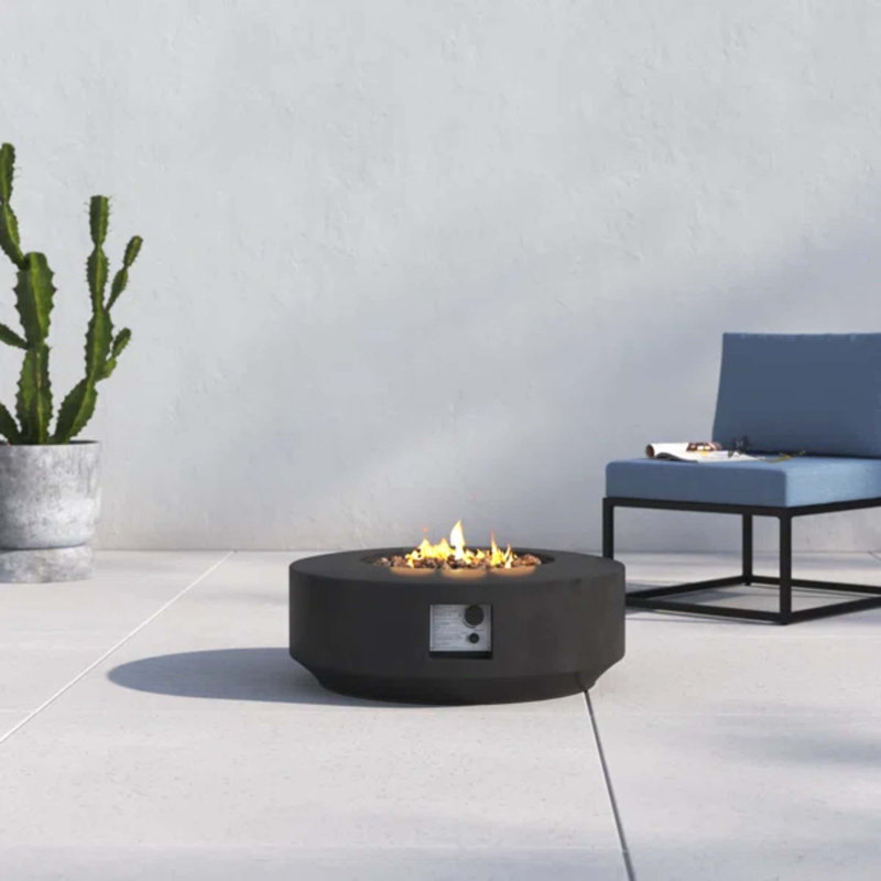 Foyer de table d'extérieur au gaz propane en béton renforcé de fibre H 11 po x l 30 po avec couvercle