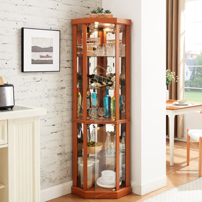 Armoire de coin en verre de style classique américain avec silhouette incurvée et rangement adéquat pour le salon Vitrine lumineuse en chêne foncé