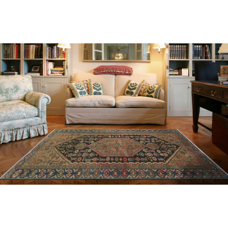 Tapis semi-antique Kausar