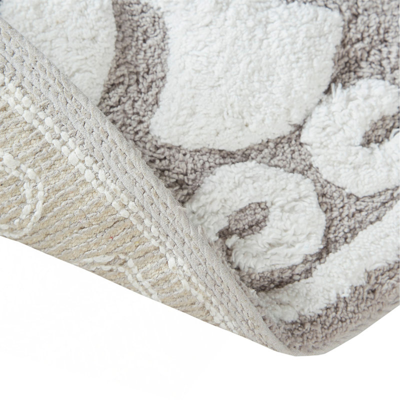 Medallion Cotton Tufted Bath Rug, Taupe