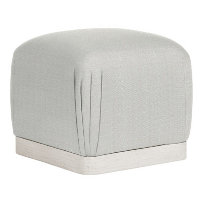 Nola Ottoman