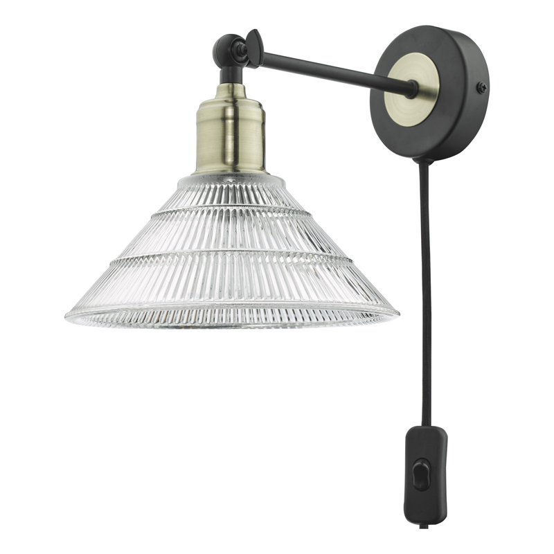 Quiniya Plug-in Armed Sconce