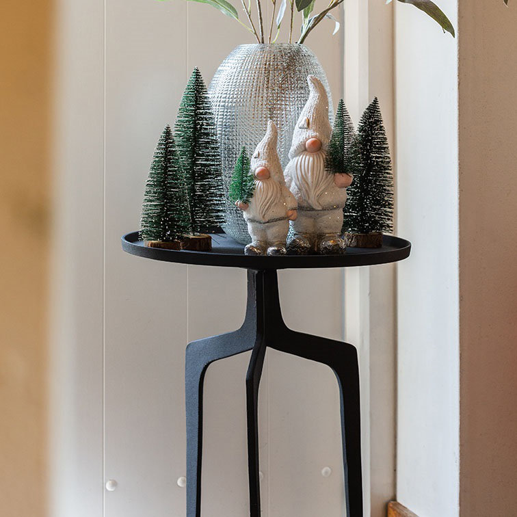 Rosiclare Tray Top End Table, 54.50 x 40.50 x 40.50cm, Black