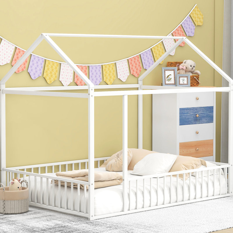 Lit en métal blanc pour maison de jeu clôturée, Lit double, Blanc